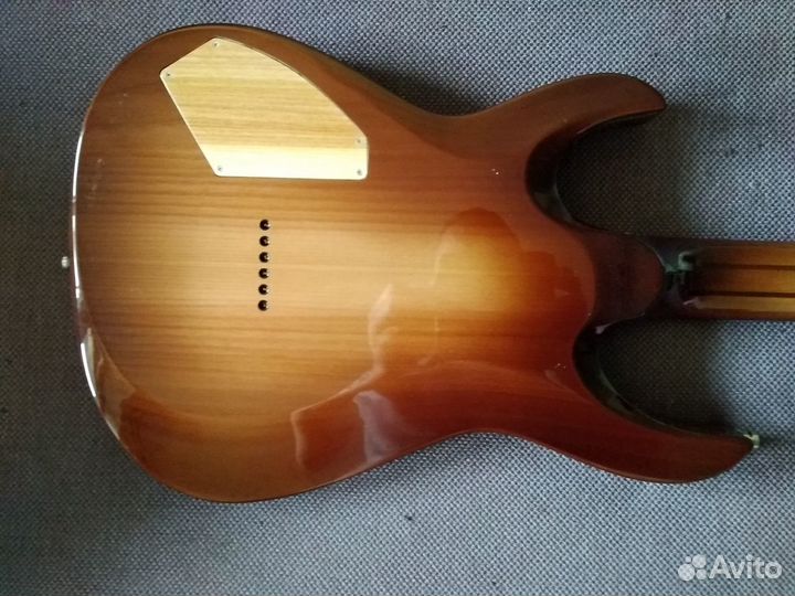 Электрогитара ручной работы