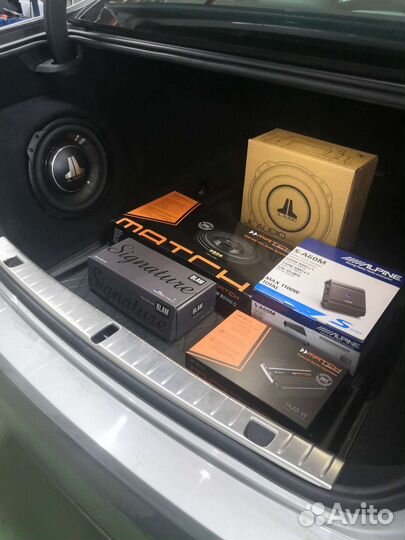 Сабвуфер стелс BMW 7серии G11 G12