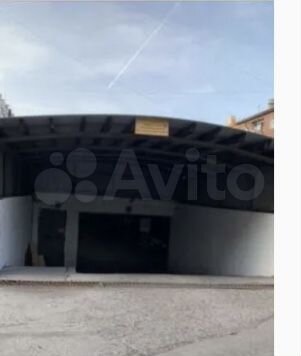 Машиноместо, 18 м²
