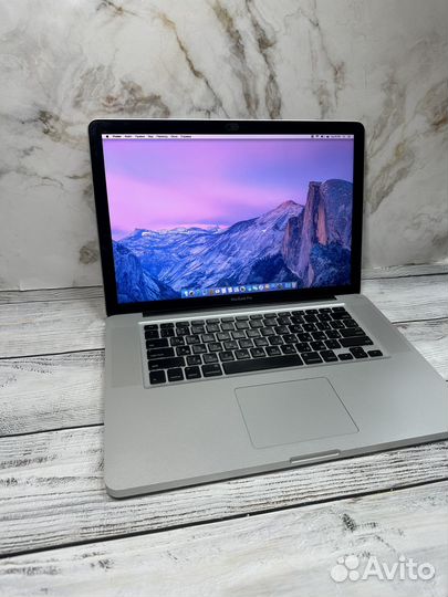 Ноутбук Macbook pro 15 2009 с зарядкой