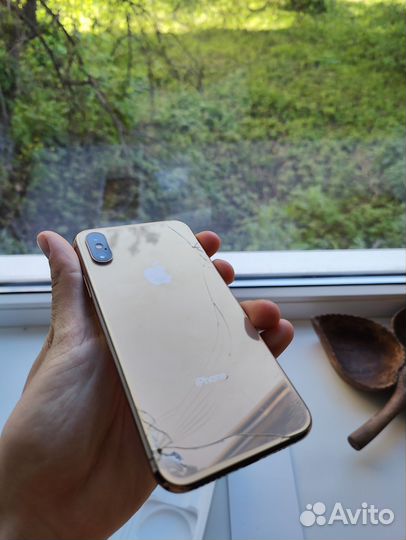 iPhone Xs, 64 ГБ