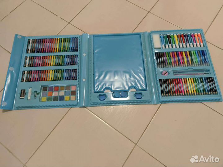 Детский набор для творчества с мольбертом