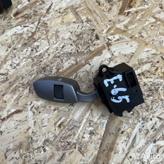 Переключатель стеклоочистителей BMW 7 серия