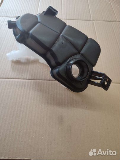 Бачок расширительный на Форд Мондео 4