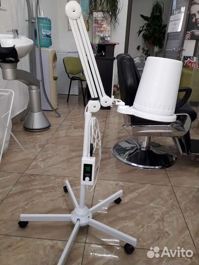 Продам вытяжка для педикюра маникюра