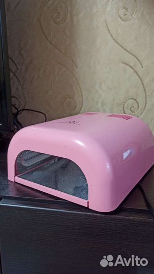 Лампа для ногтей