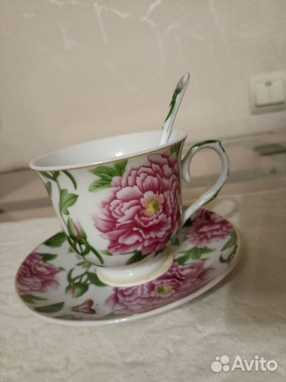 Чашка с блюдцем