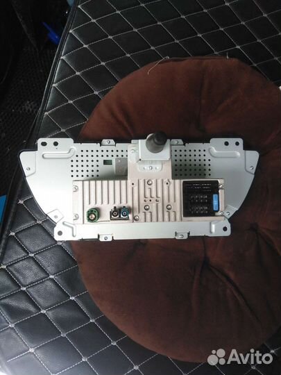 Головное устройство Geely Atlas