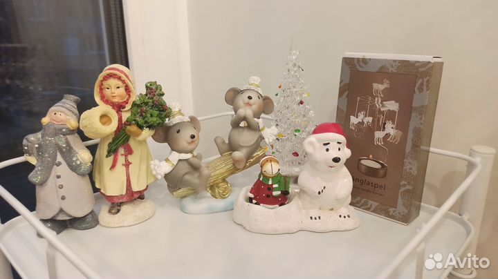 Новогодние статуэтки