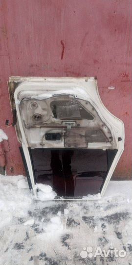 Дверь задняя левая Volvo 460 1993 NET