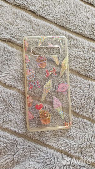 Чехлы на Samsung Galaxy S10