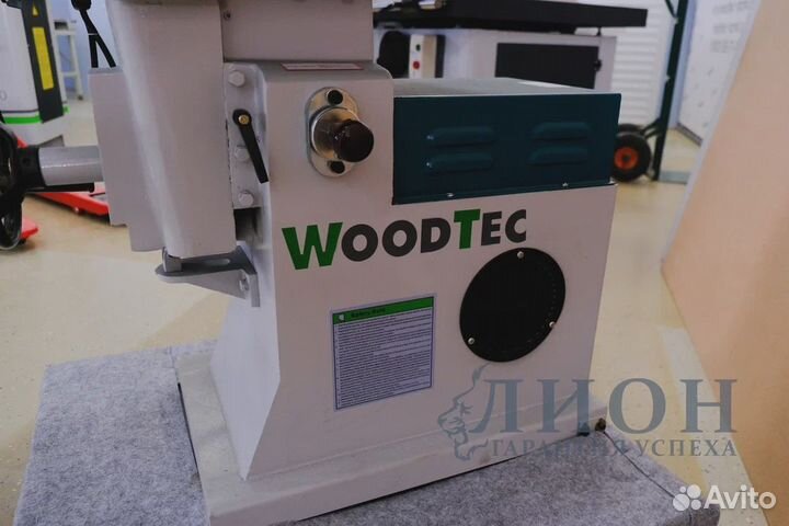 Фрезерный станок по дереву