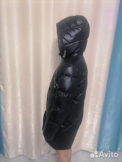 Пуховик для девочки 146 зима