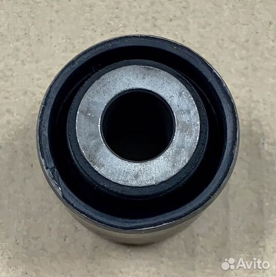 Сайлентблок задней цапфы Honda Accord