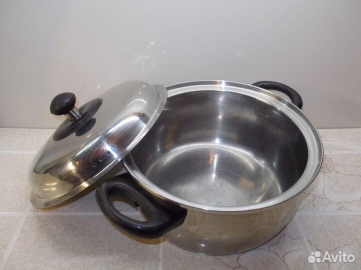 Кастрюли и сковороды