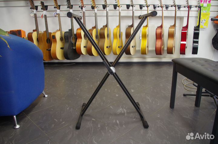 Soundking DF032 Стойка для клавишных инструментов