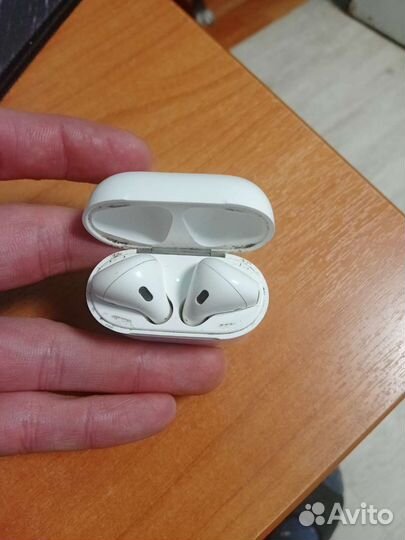 Airpods