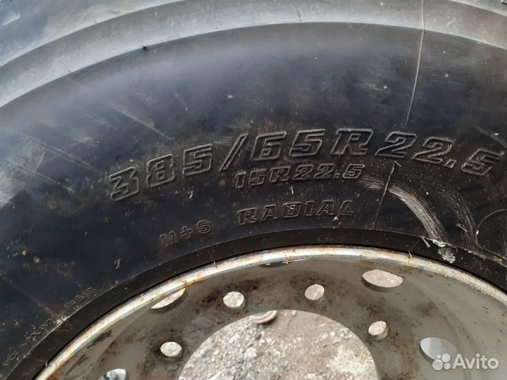 Bridgestone B65 385/80 R22
