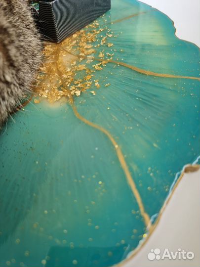 Подставка из смолы