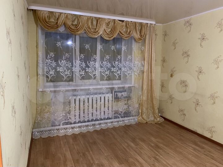 2-к. квартира, 42 м², 1/2 эт.