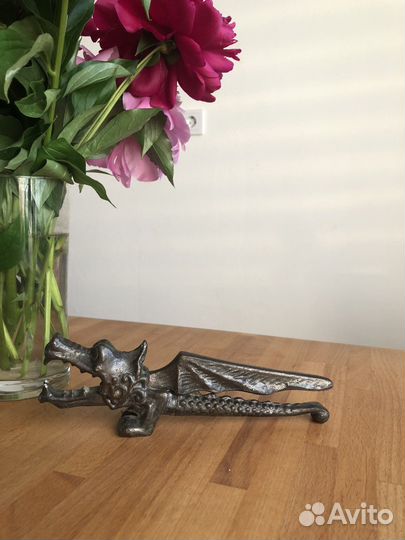 Орехоколка в виде дракона СССР