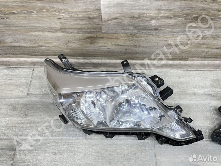 Фара левая Land Cruiser Prado 150 (2013-2017)