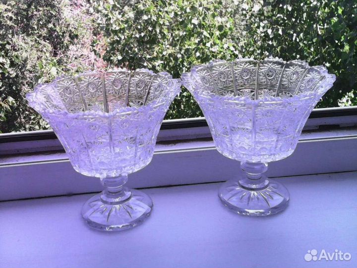 Фруктовница и конфетницы