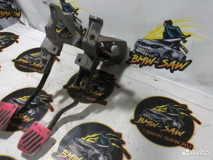 Педальный узел Audi Coupe 81/85 1985