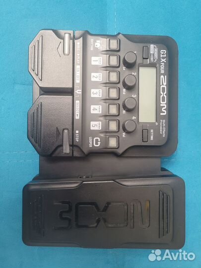 Гитарный процессор Zoom G1X Four