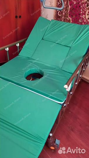 Медицинская кровать для лежачих больных