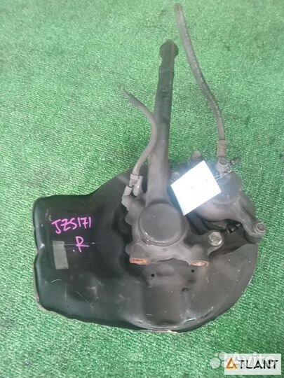 Ступица передняя правая toyota crown