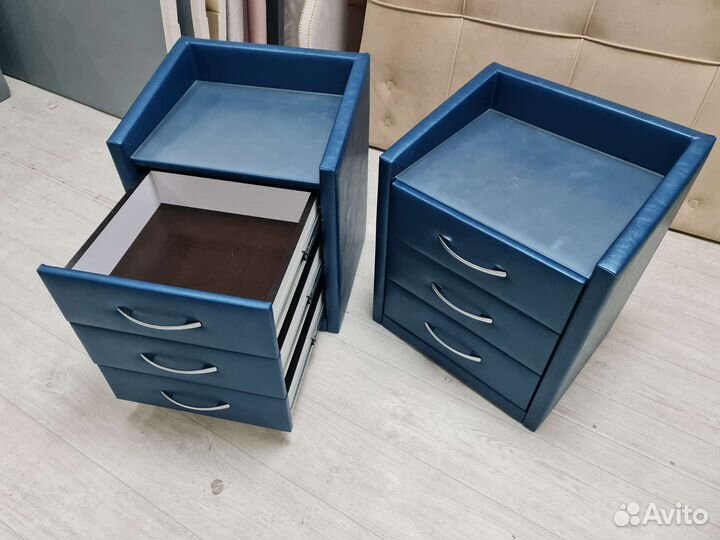 Прикроватные тумбы