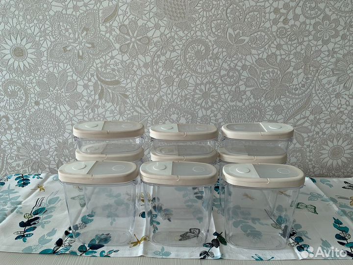 Набор контейнеров для хранения сыпучих продуктоа