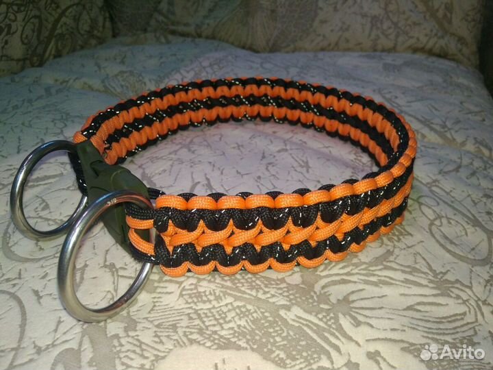 Ошейник из паракорда