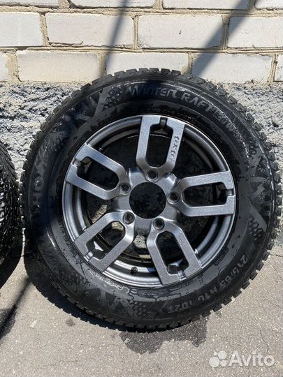 Комплект зимних колес для нивы 215/65 r16
