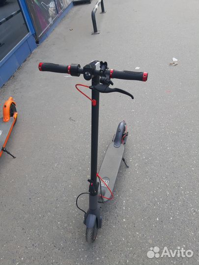 Электросамокат Aovo