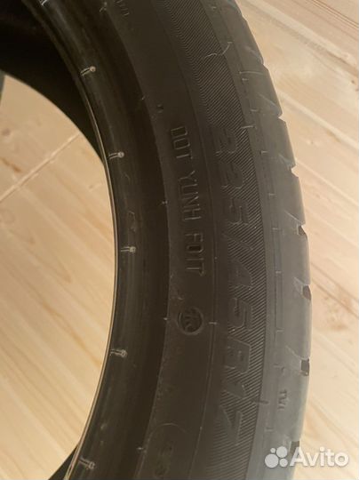 Viatti Strada Asimmetrico V-130 225/45 R17 94