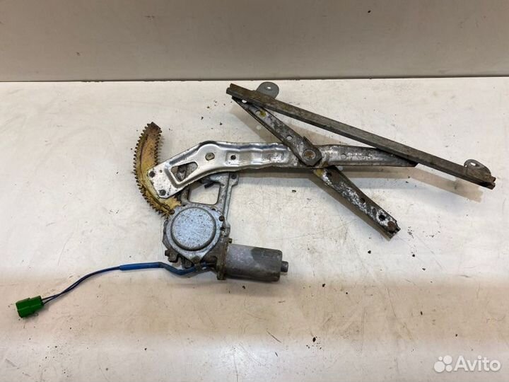 Мотор стеклоподъемника передний левый Subaru