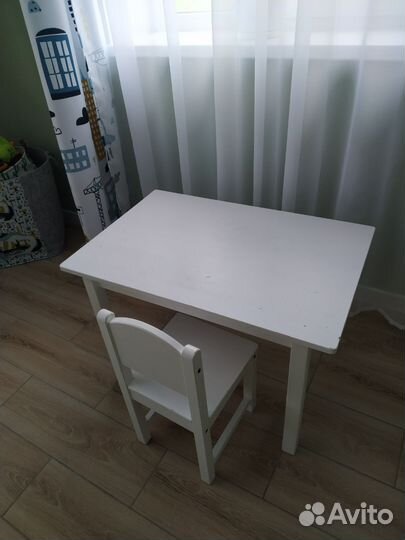Детский стол и стул IKEA