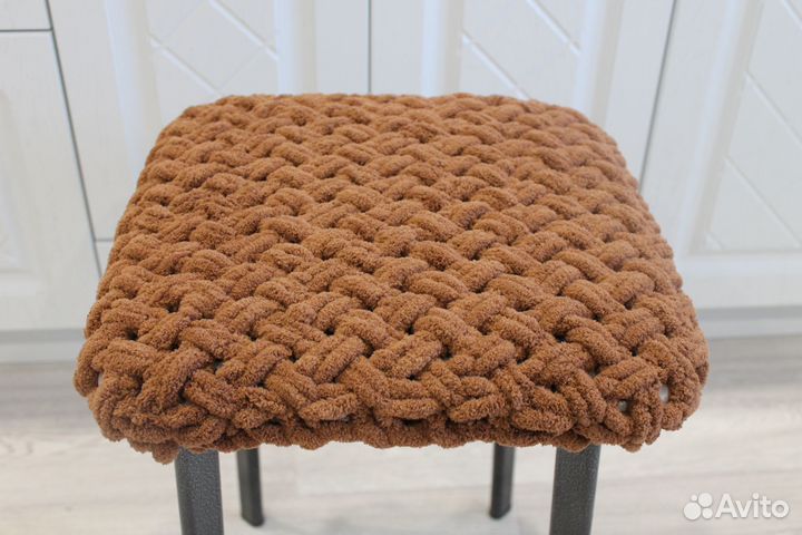 Чехол на табурет вязаный квадратный/круглый