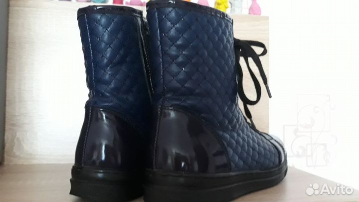 Продам демисезонные ботинки