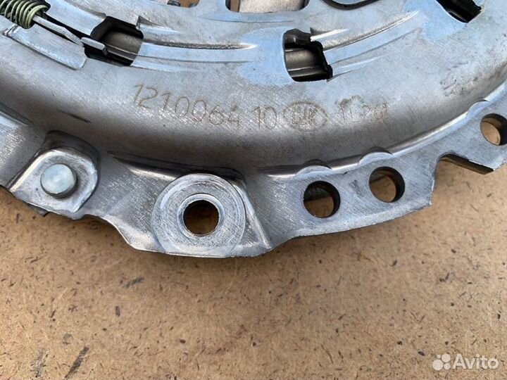 Корзина и диск сцепления Opel Astra Gtc H Z16XEP