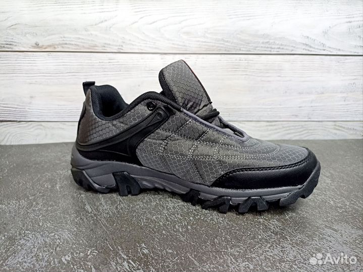 Мужские кроссовки весна осень