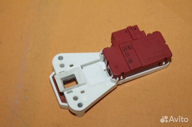 Устройство блокировки люка Regal 30023290 бу. 4681