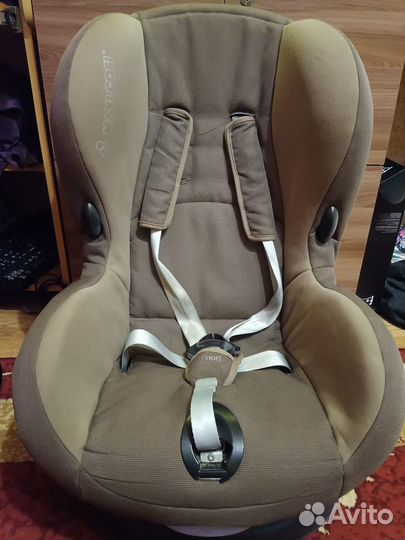 Автокресло Maxi cosi priori