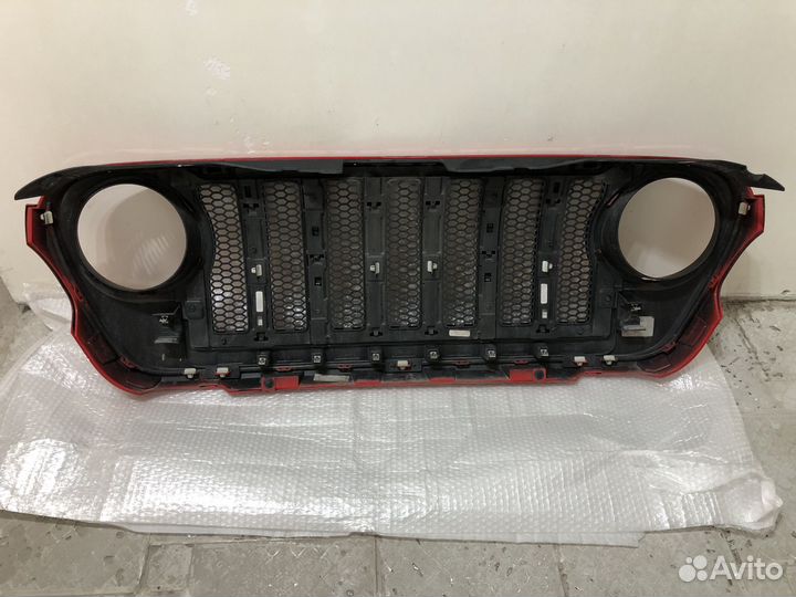 Решетка радиатора jeep wrangler jl