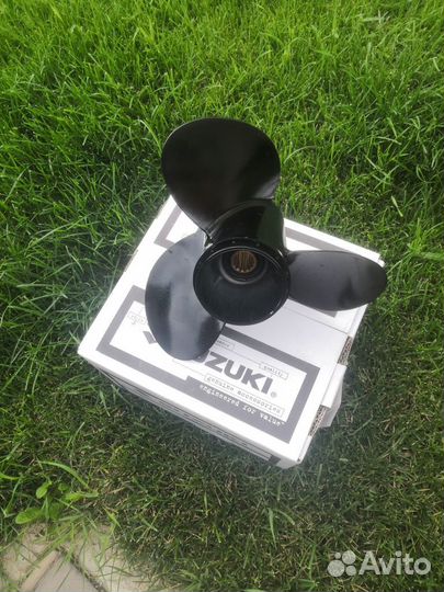 Винт Suzuki 14