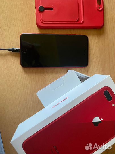 iPhone 8 Plus, 64 ГБ