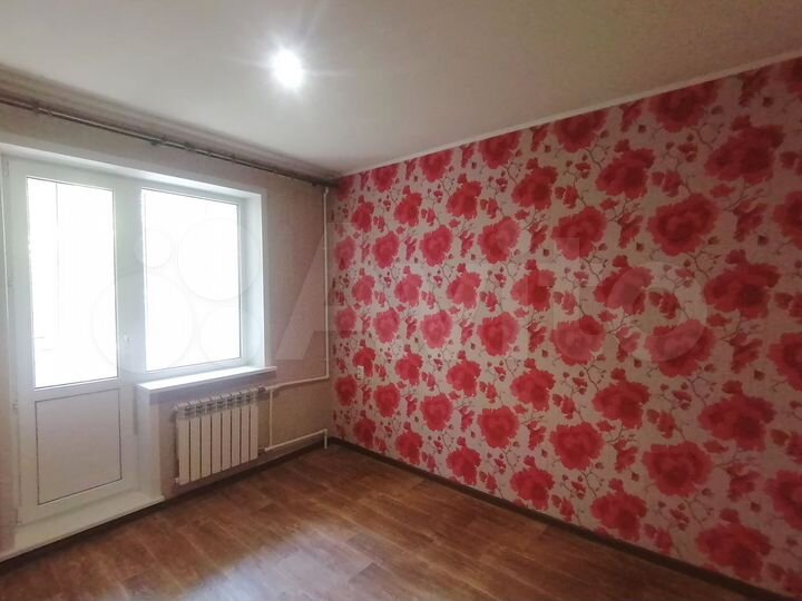 2-к. квартира, 50 м², 4/9 эт.