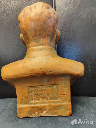 Бюст Сталина, Гжель